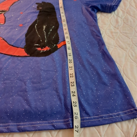 WOMENS GRAPHIC MOON/CAT TEE-SHIRT NWOT - Picture 6 of 6